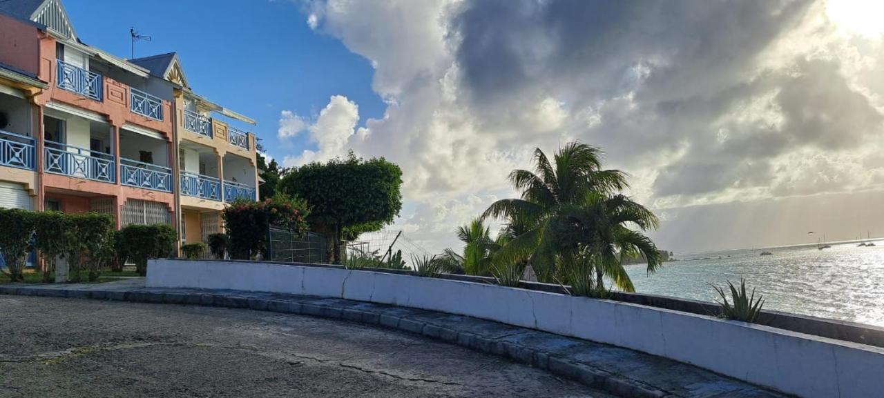 Vue Mer, Piscine, Appartement 4 Personnes Le Gosier  Luaran gambar